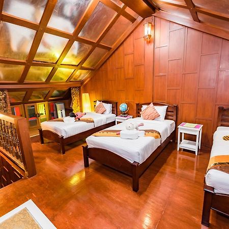 Baan Ratchapruek Vila Phuket Exterior foto