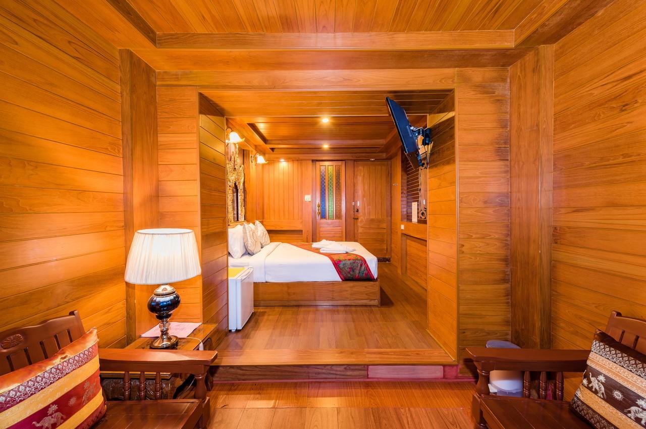 Baan Ratchapruek Vila Phuket Exterior foto