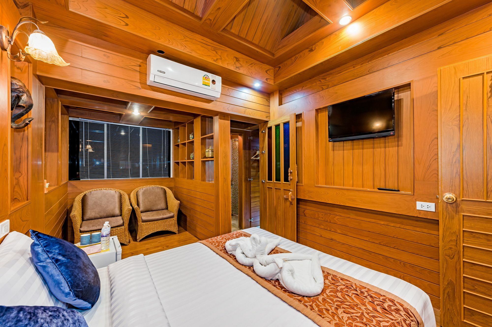 Baan Ratchapruek Vila Phuket Exterior foto